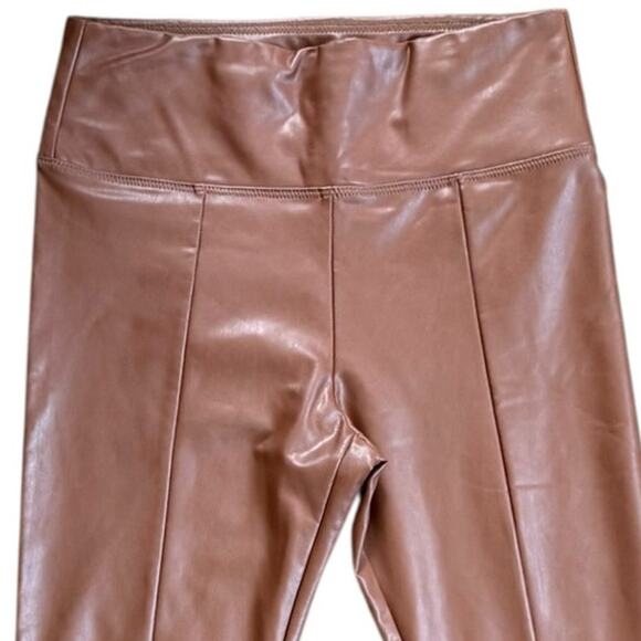 Saks Fifth Avenue Faux Leather Pull On Pants Brown Tapered Elastic Waist Medium - Picture 7 of 10